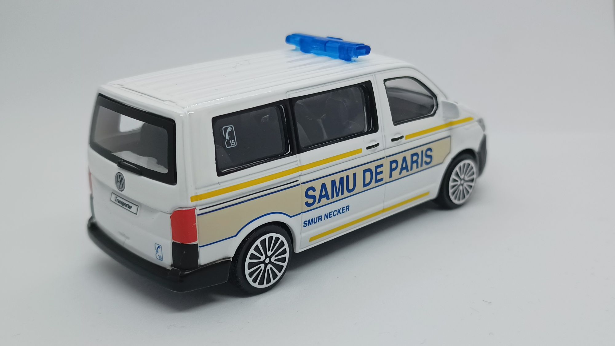 VW T6.1 SAMU DE PARIS Bburago BURAGO 1/43 1:43