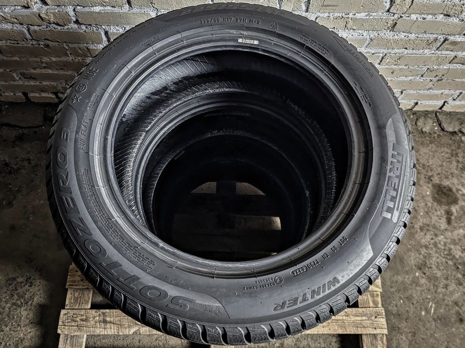 225/55r17 Pirelli | 2024 | 8.5mm | Стан нових | Преміум зимові шини