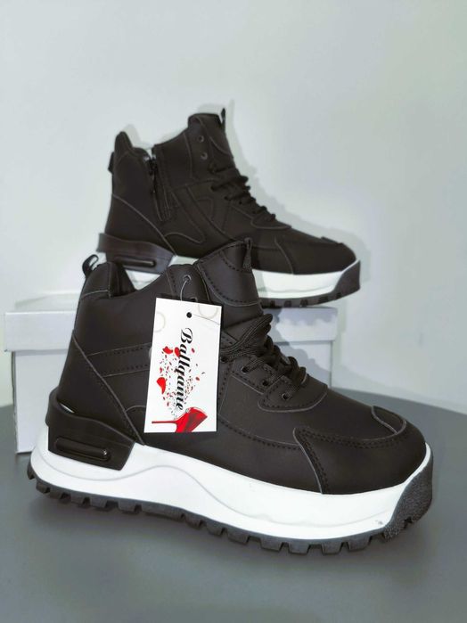 Buty damskie nowe czarne ciepłe ocieplane sportowe sneakersy 40