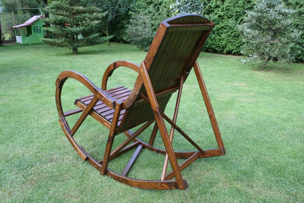 Solidne drewniane ogrodowe krzesło fotel bujany własnej roboty
