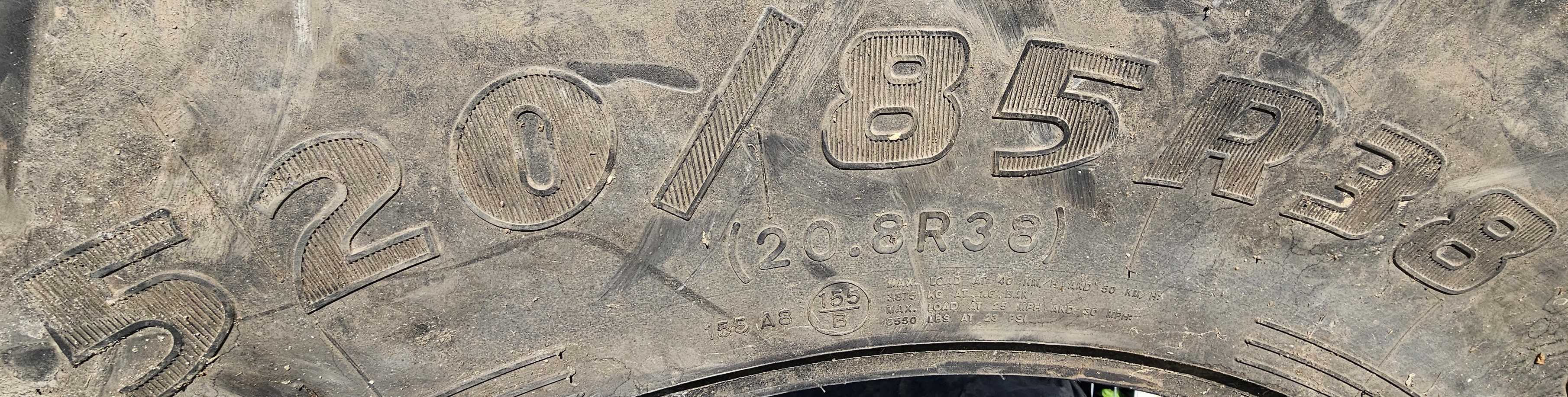 Opona 520/85R38 ; 20.8R38 GoodYear CAŁA *S