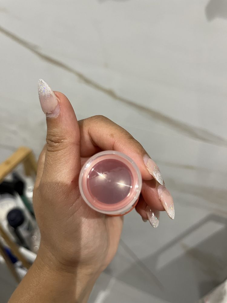 Protetor solar SVR em stick invisivel ideal para áreas sensiveis selad