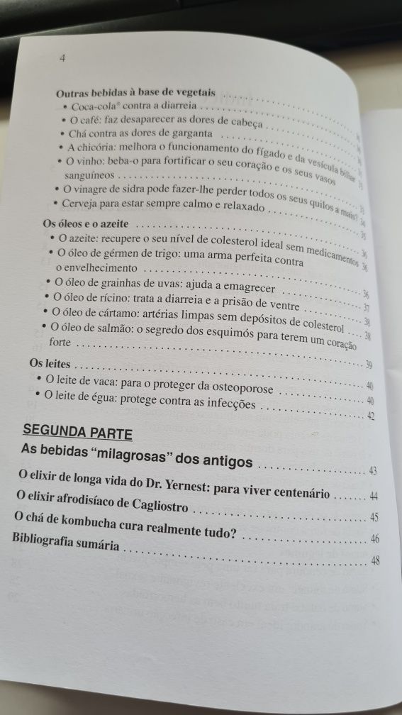 Pequeno Livro com 48 paginas.