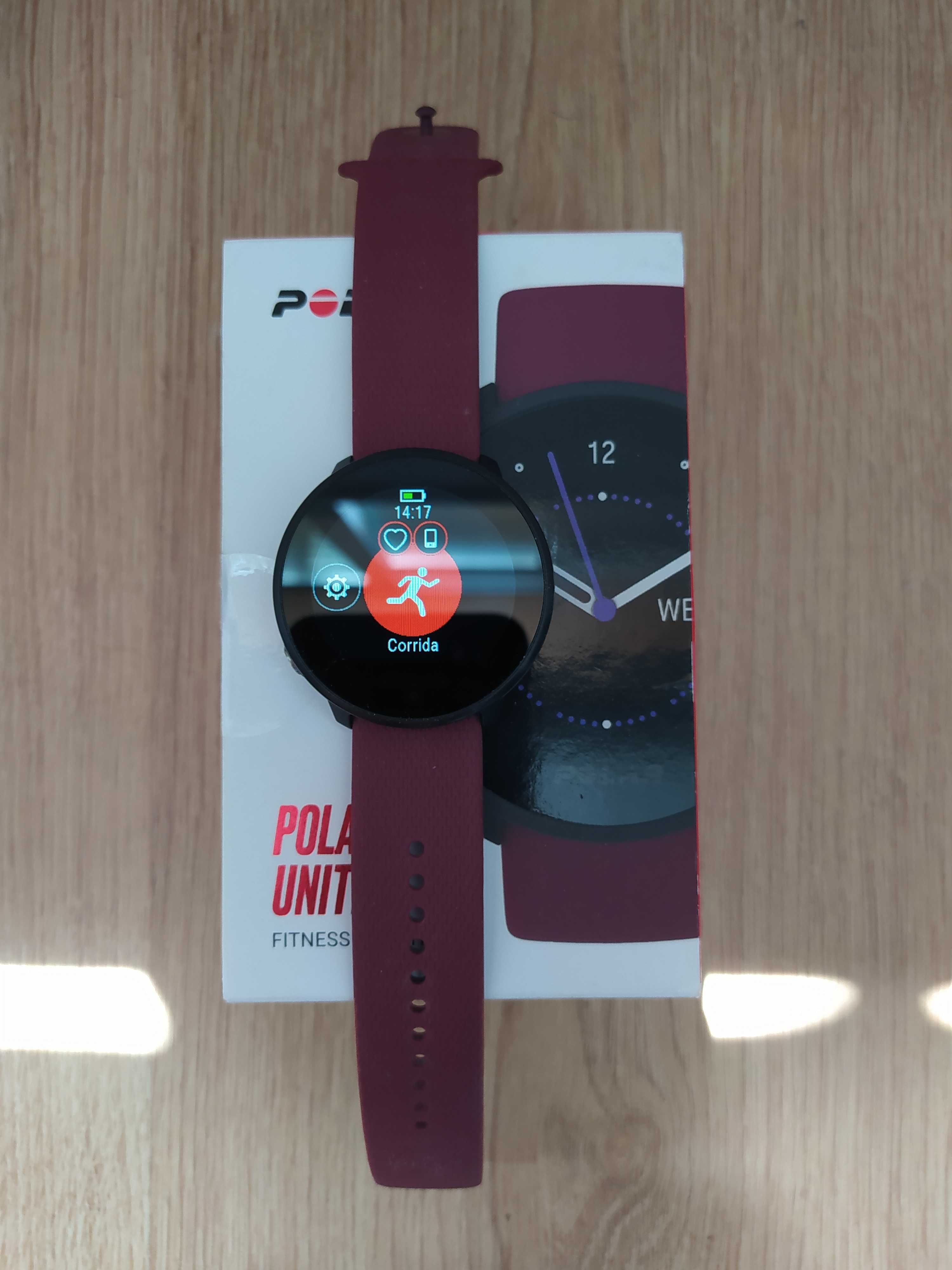 Polar Unite - Fitness Watch - Bordeaux