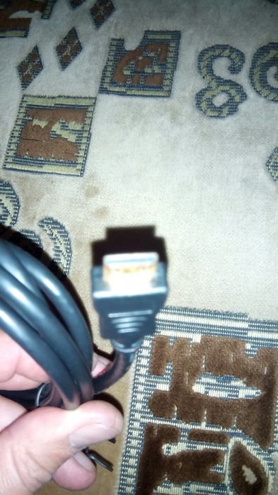 Кабель HDMI с золотым напылением.