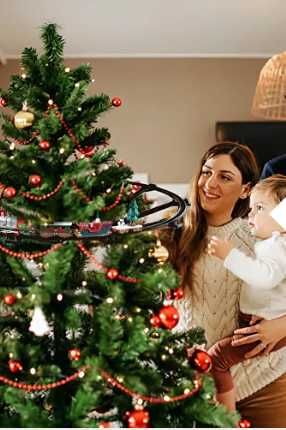 Різдвяний поїзд  на ялинку