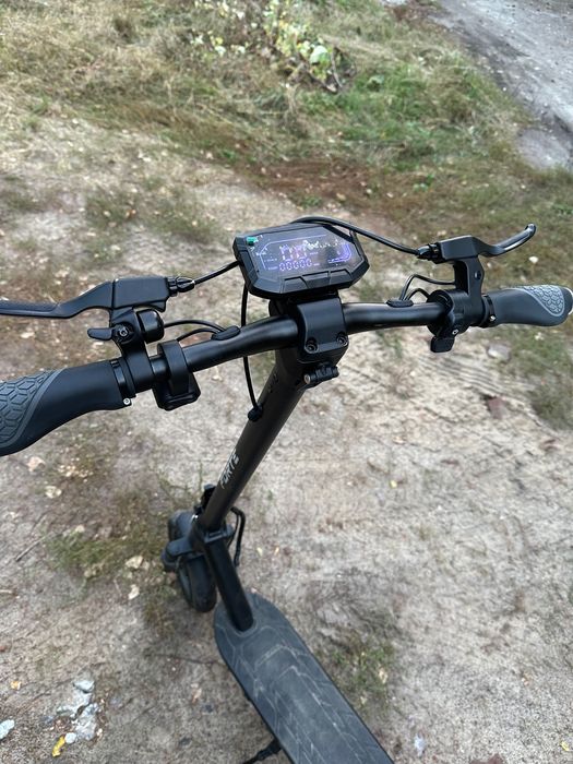 Електросамокат Forte E9G-PRO