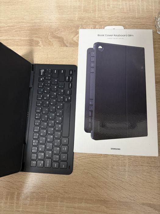 Чехол-клавиатура для Samsung Tab A9+. Чехол samsung Galaxy Tab А9+