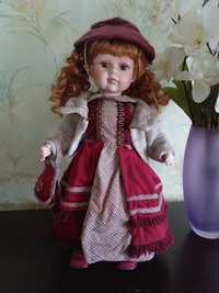 Порцелянова лялька 42см