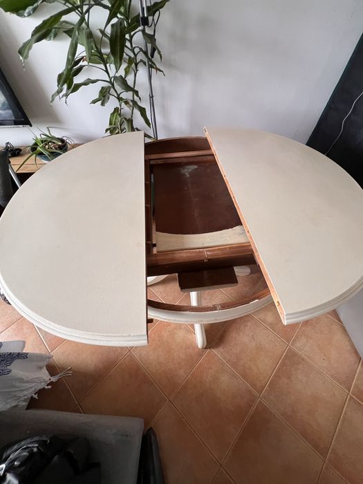 Mesa de jantar extensível clássica