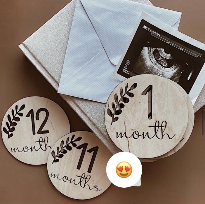 Деревянные таблички по месяцам