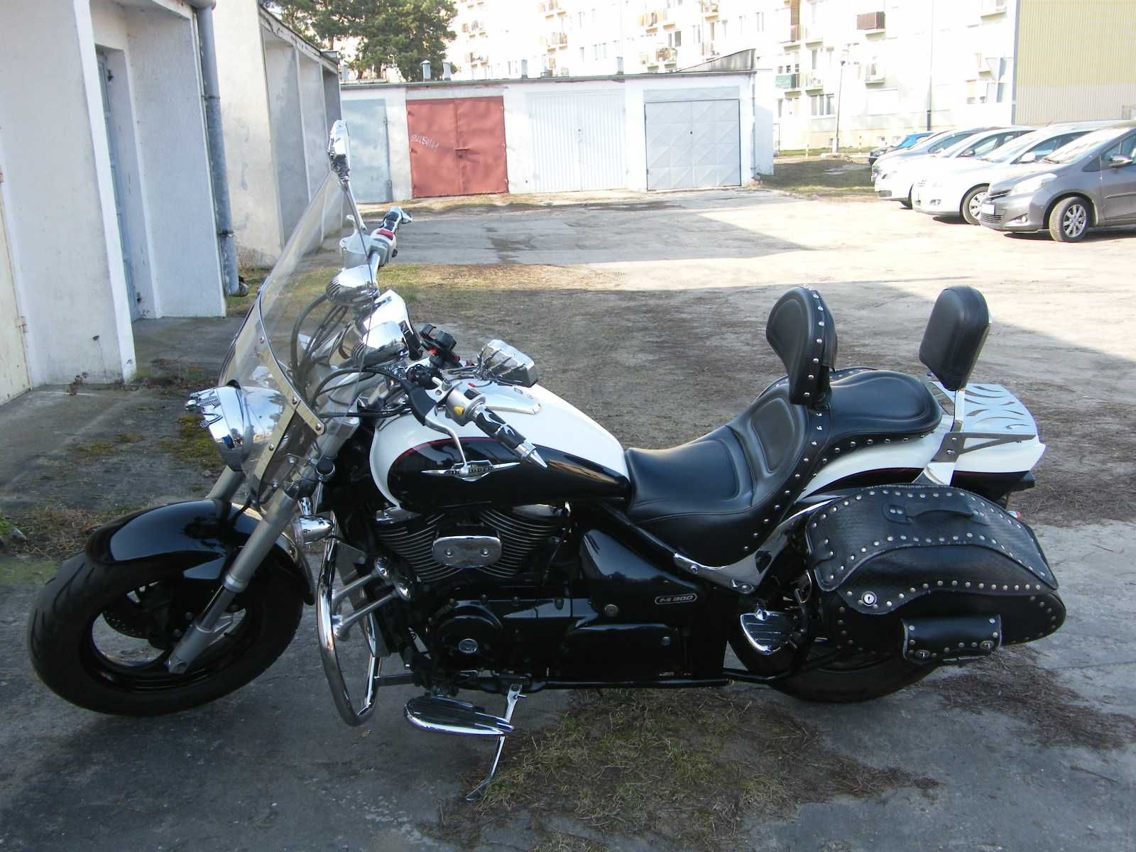 Suzuki Intruder VZ 800