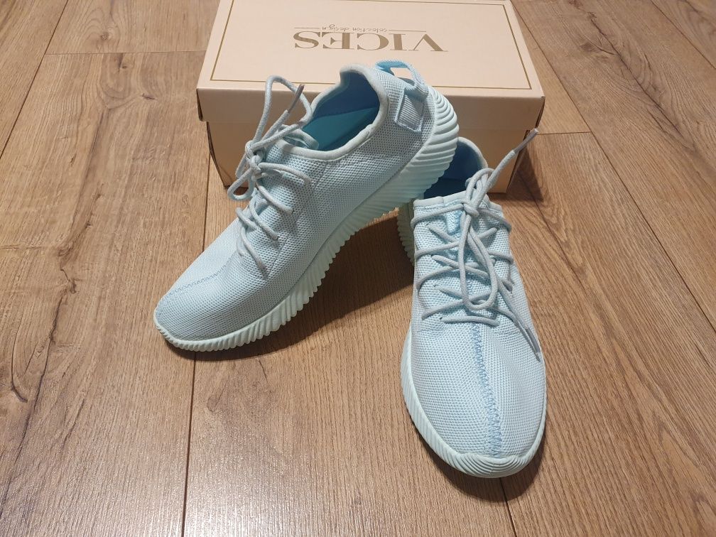 Nowe miętowe buty 38