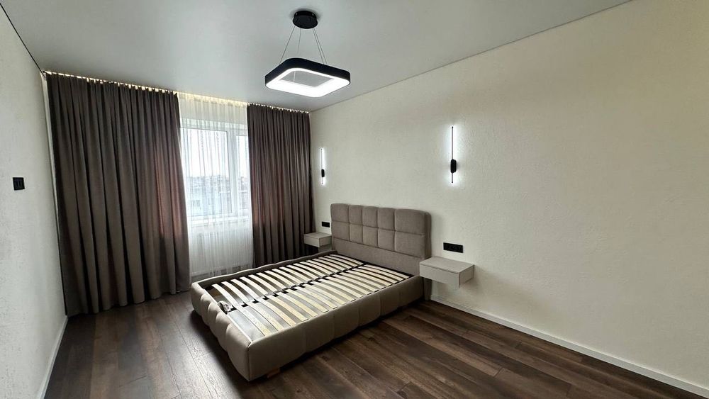 Продаж 1 км квартири в спальному районі міста