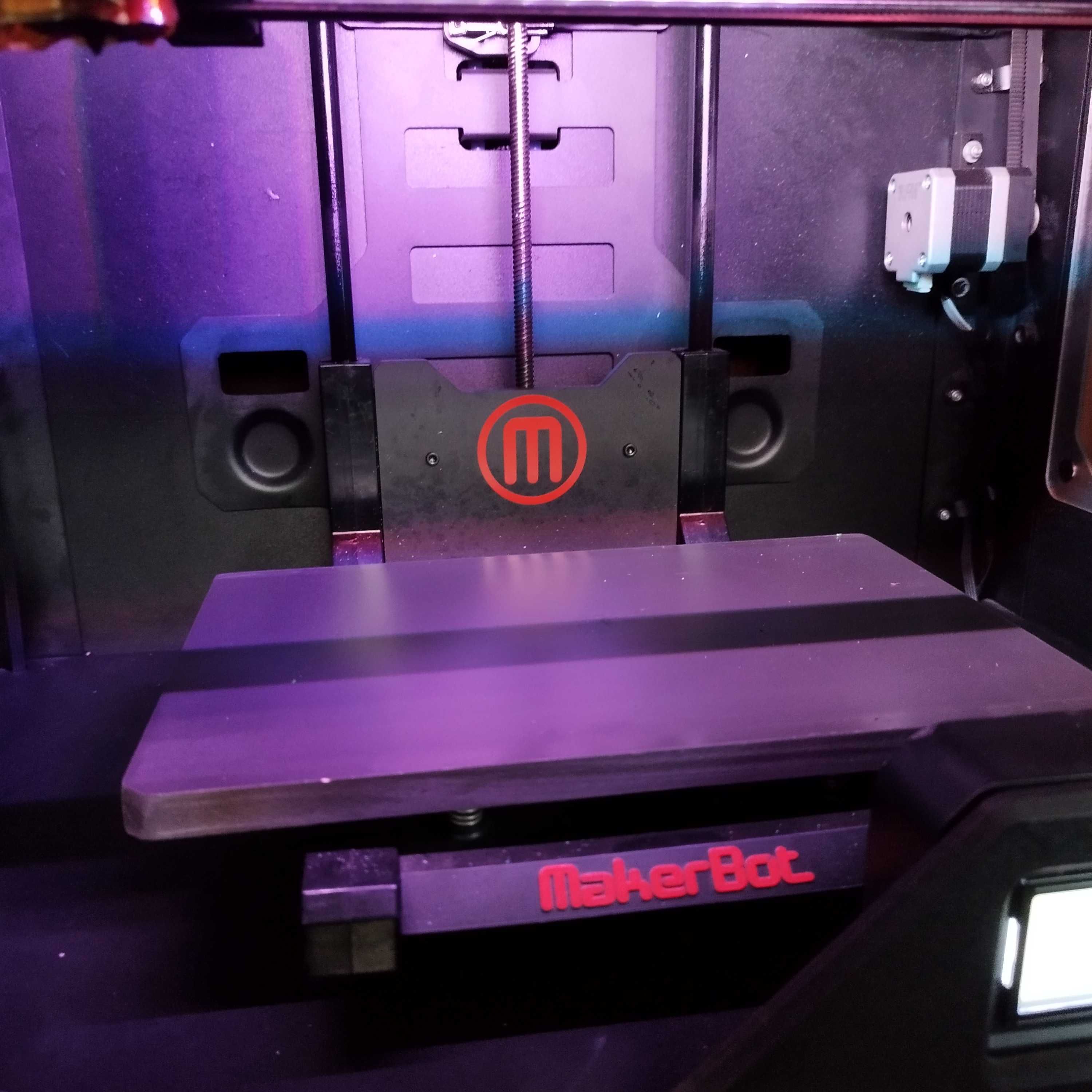 Drukarka 3d MakerBot Replicator 2x