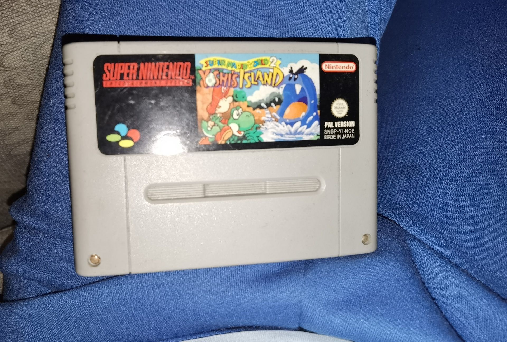 Yoshi island super Nintendo