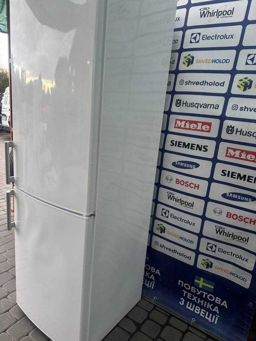 Холодильник б/в Whirpool 185см Білий Крапельний #07469