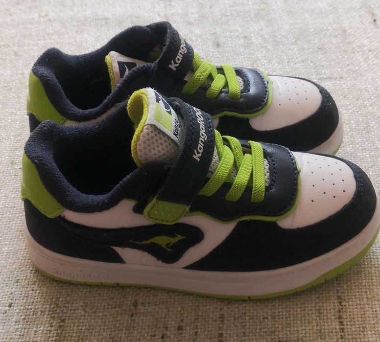 Buty dziecięce KangaROOS  Sneakersy/ rozmiar 26 EU