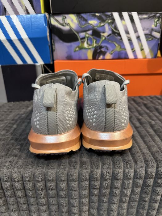 Оригінальні бігові кросівки Brooks Levitate 3 40,5(26см)