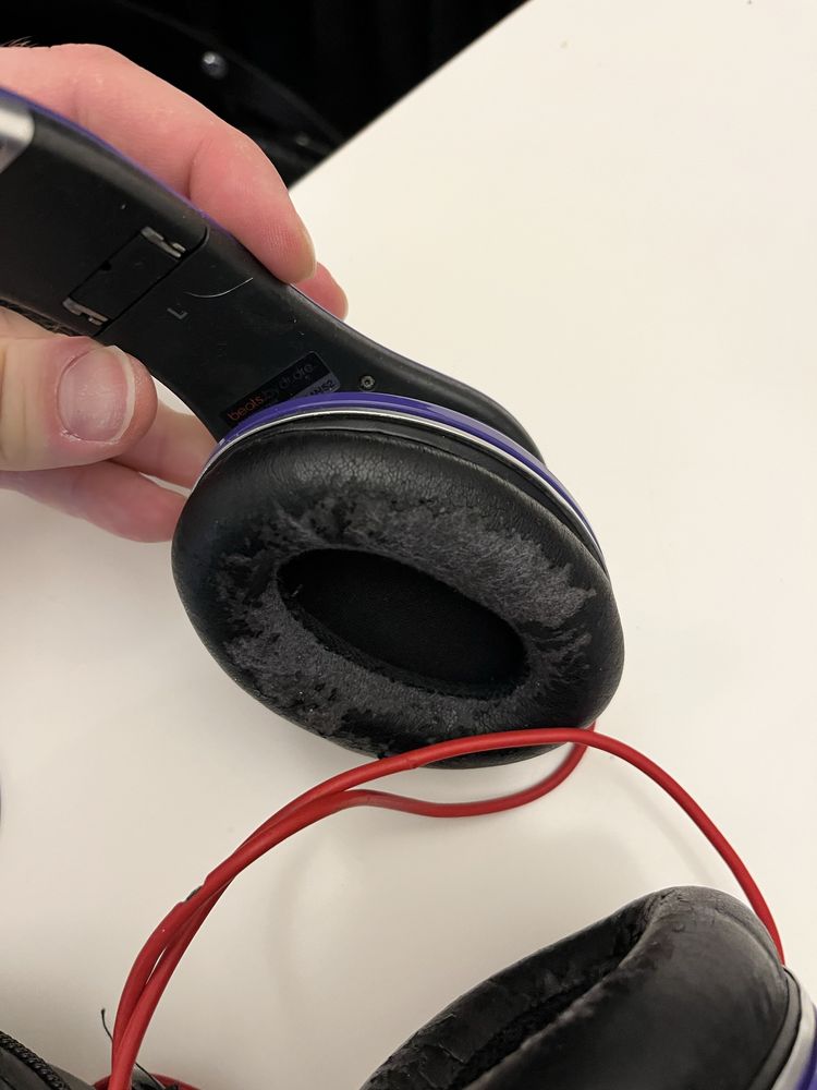 Beats by dr Dre sluchawki z etui