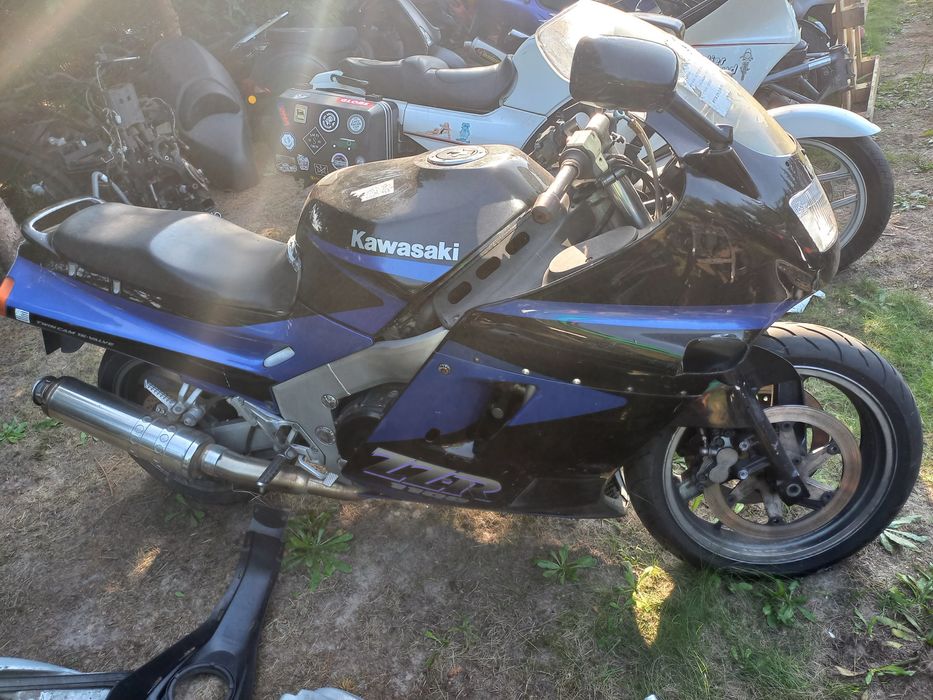 Kawasaki ZZR 1100 gaźniki lampa siedzenie czacha rama z dokumentami la