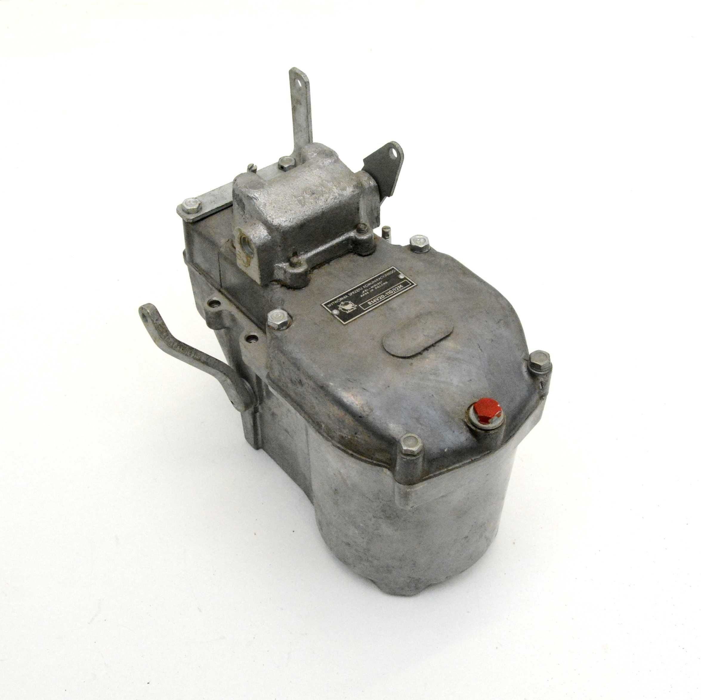Regulator obrotów pompy wtryskowej SW680 R14V20-110/12M