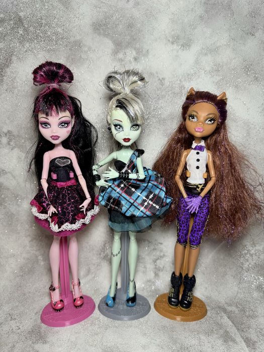 Лялька монстер хай