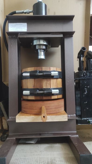 Гарбузова олія Холодного віджиму/ СИРОДАВЛЕНА 530/480