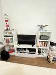Moveis Ikea + televisao e mesa ajustavel