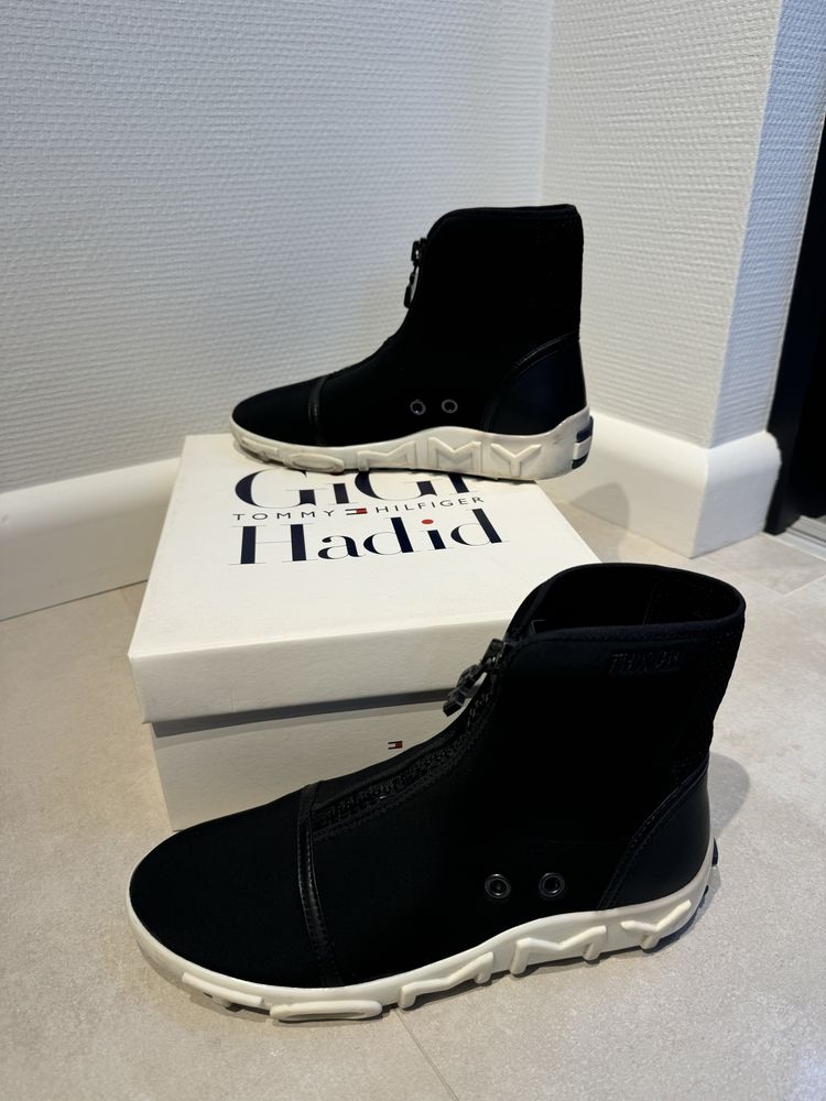 Botki Tommy Hilfiger rozmiar 40 sneakersy za kostkę Gigi Hadid