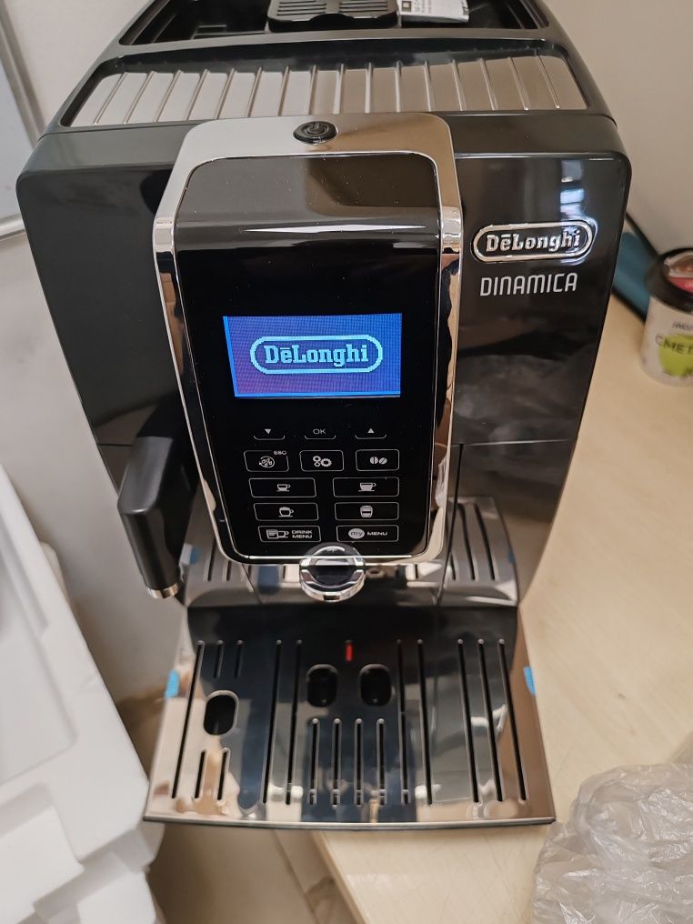 Продам Кофемашина Delonghi ECAM359.55B