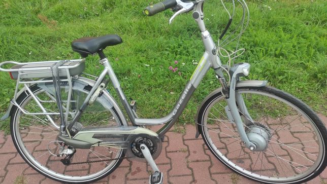 Ładny rower elektryczny GAZELLE MEDEO INNERGY PLUS 36V DEORE/ A