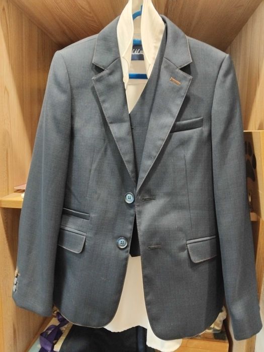 Піджак, жілет, сорочка LiLus на хлопчика на 1 вересня ( 134-140 )