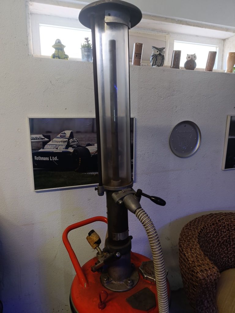 Bomba gasolina antiga mistura