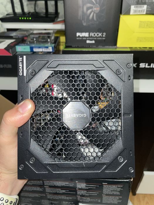 Блок живлення Gigabyte UD750GM 750w 80+ Gold «НА ГАРАНТІЇ»