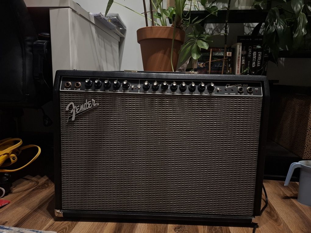 Wzmacniacz do gitary Fender Champion z dodatkami