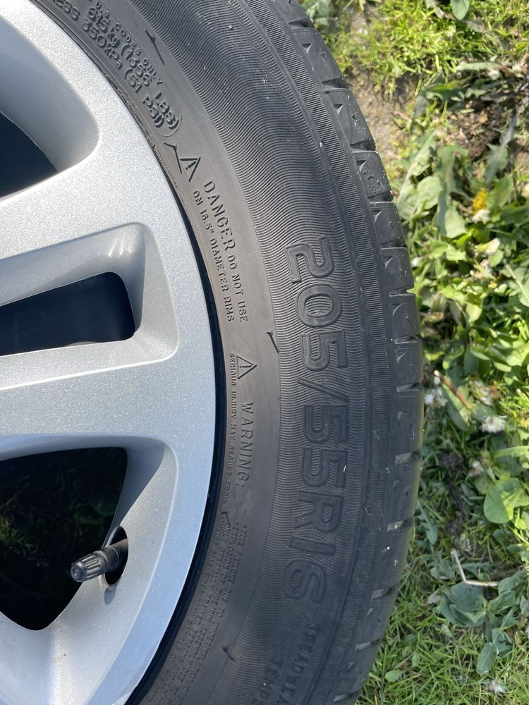 Koła letnie OPEL astra k felgi 5x105 opony205/55/16