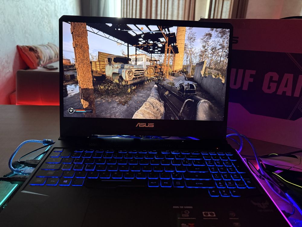 Потужний ігровий ноутбук Asus Tuf Gaming з повним комплектом