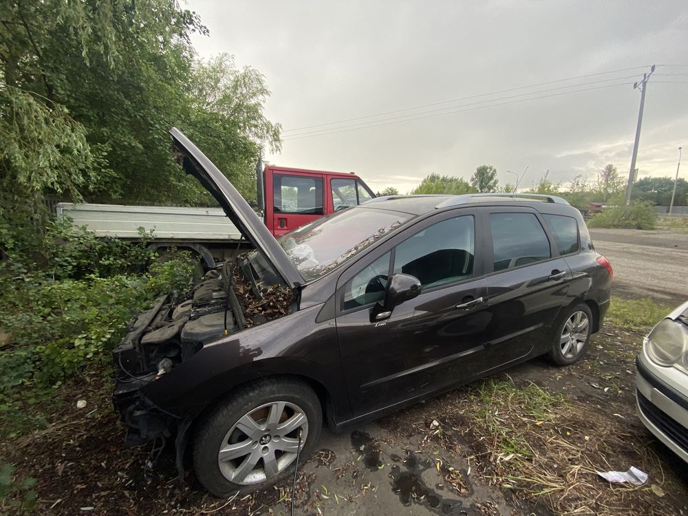 Sprzedaż Części z Peugeot 308 SW 1.6 Benzyna 16V 120KM 07-13r. KDJ D