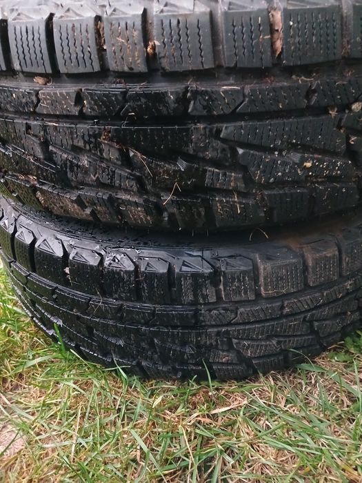 Колеса Волга 3110(зимова гума]195/65/15