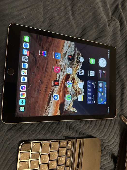 iPad Air 2 64 gb cellular + akcesoria