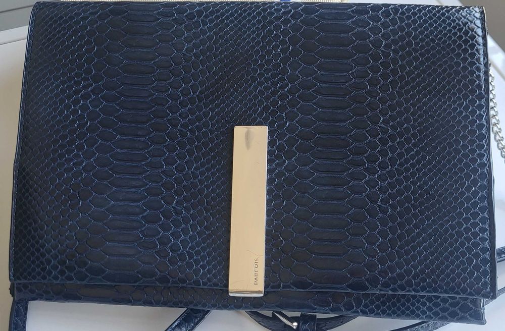 Bolsa/ Carteira de Senhora Azul Marinho - Nova