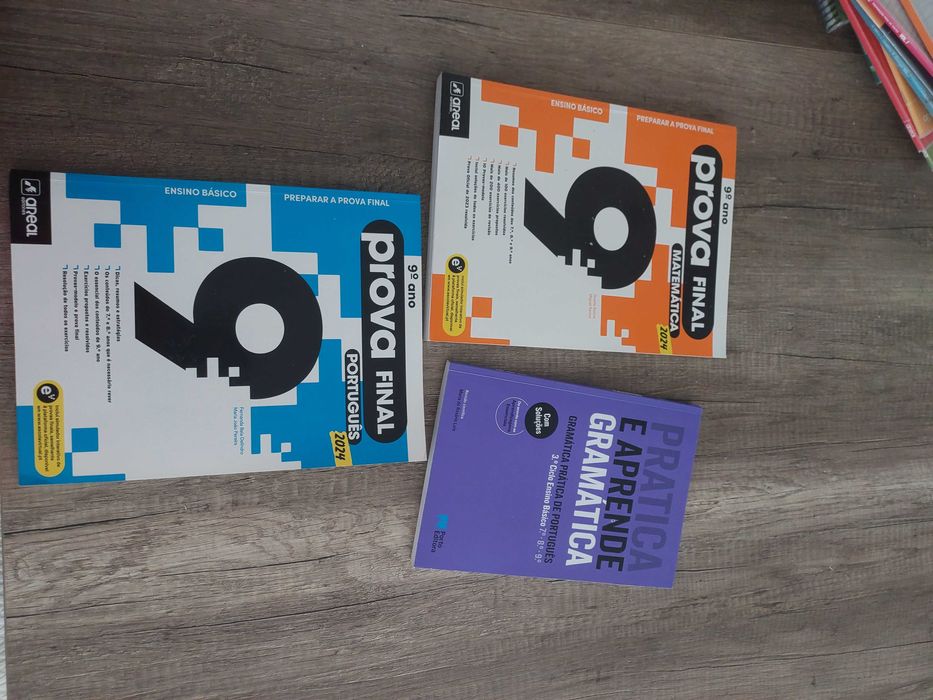 8€ ! Como novos! Cadernos de apoio escolar 9 ano