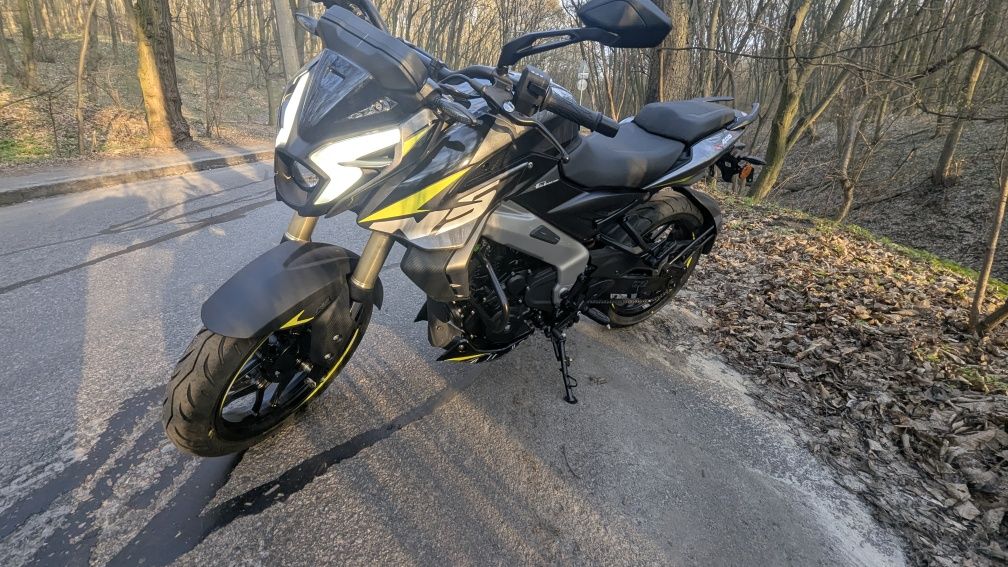 Bajaj Pulsar NS 400,  НОВИНКА від відомого Індійського виробника.