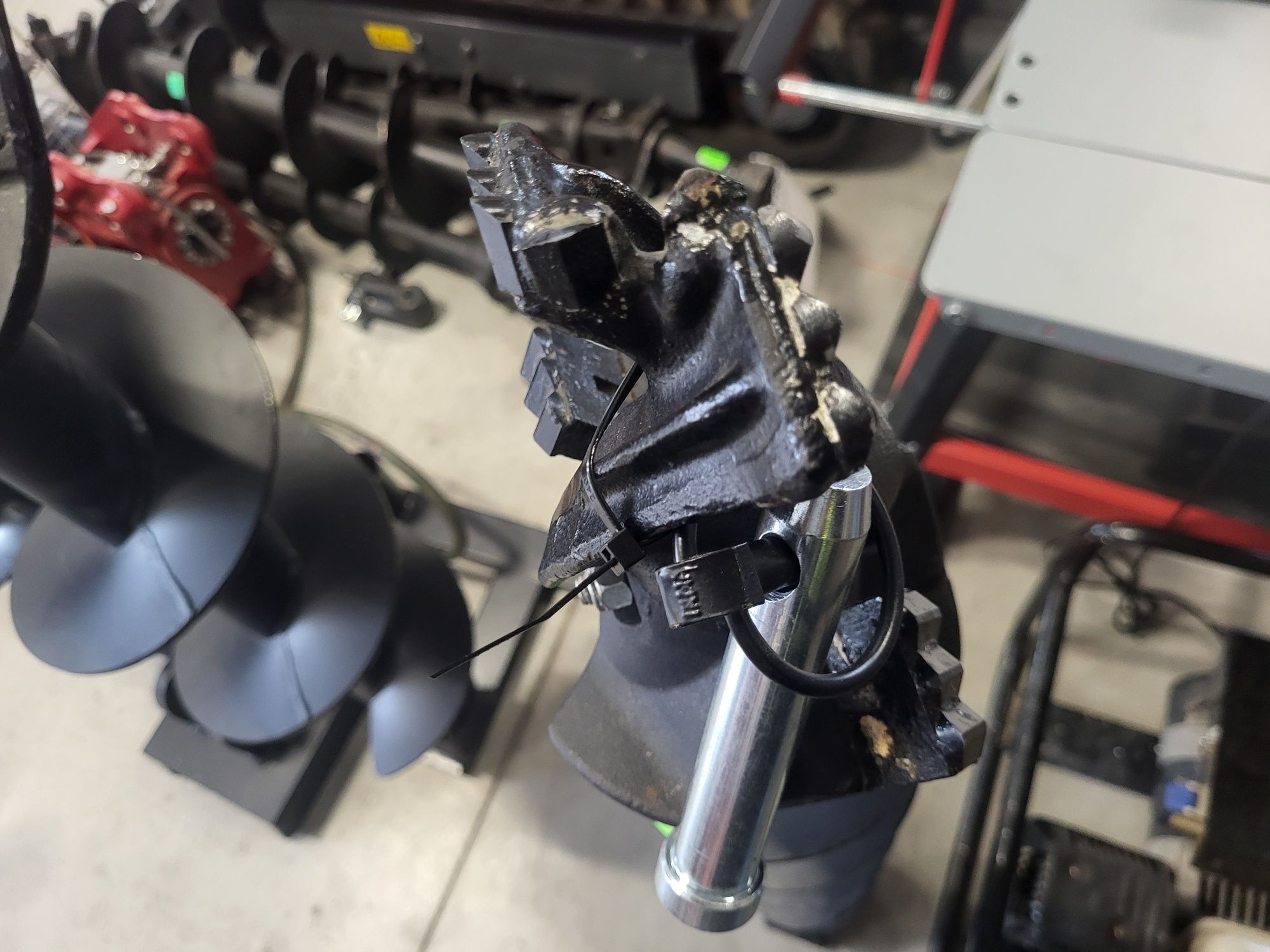 Wiertło do wiertnicy do koparki DIGGA A4-TL 300mm ziemia świder