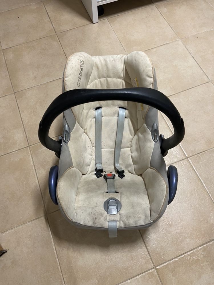 Carro Quinny Buz + Ovo + isofix Ovo Carro