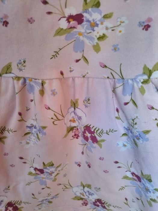 Vestido de bebé          .