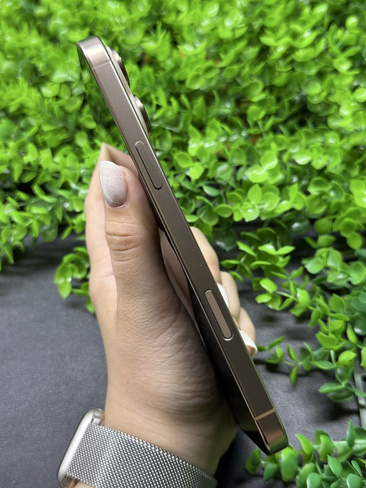 iPhone 16 Pro Max, 256Gb, Desert Titanium (Neverlock)Айфон 16 Про Макс