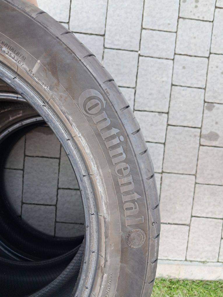 Opony letnie 235/45r18 continental