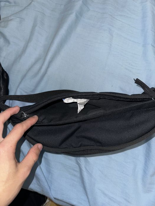 Bolsa poochete Nike nova